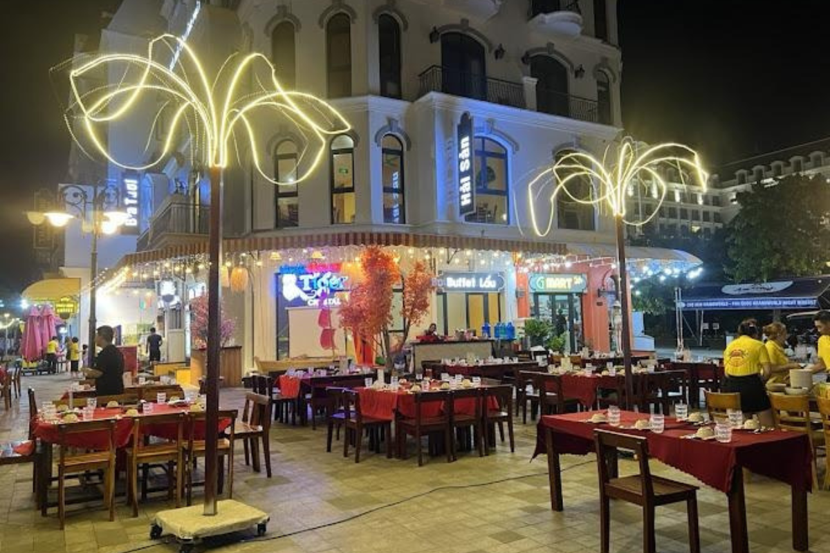 Cuong Kua 海鲜餐厅可作为游览富国岛北部时的用餐参考