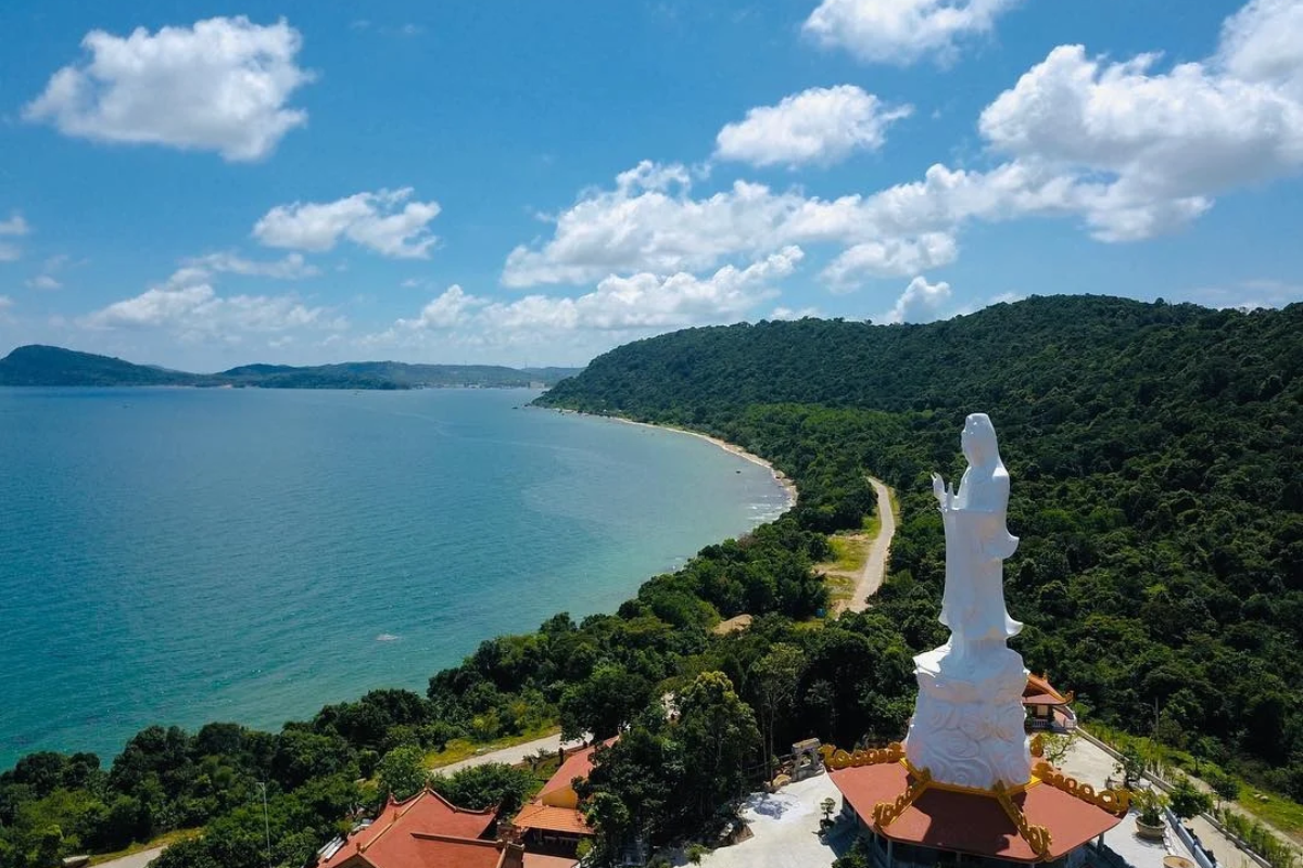 Ho Quoc Pagoda：参观环境清幽、面朝大海的寺庙